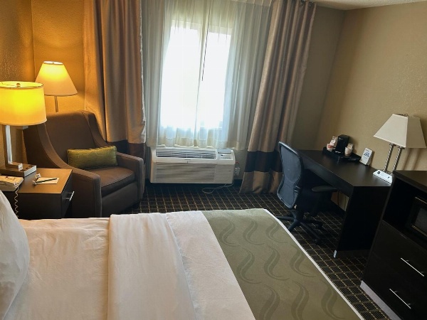 Quality Inn & Suites Main image